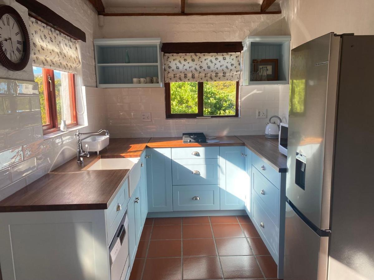 Hidden Stream Cottage Bettyʼs Bay Екстериор снимка